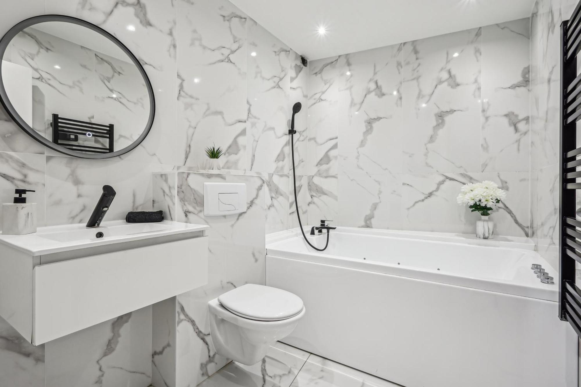 Studio Avec Jacuzzi & Vue Sur Le Parc Soubiran Dammarie-les-Lys Luaran gambar